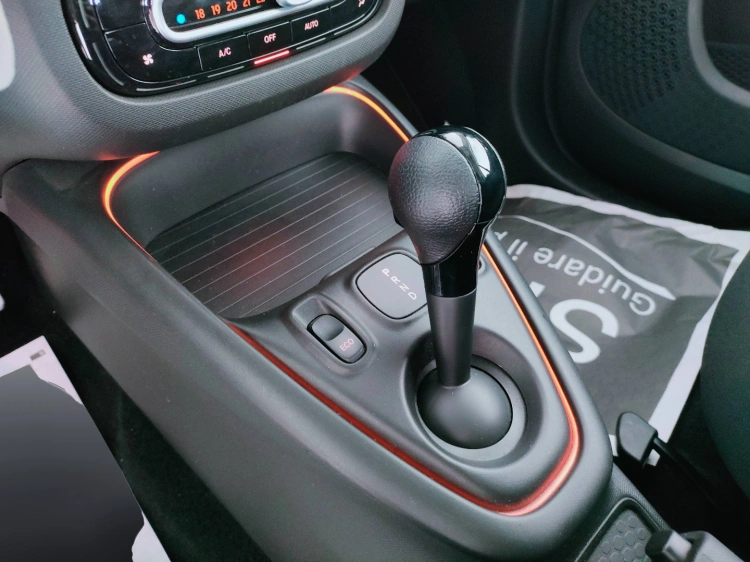 15 - smart fortwo Fortwo eq Pulse 22kW