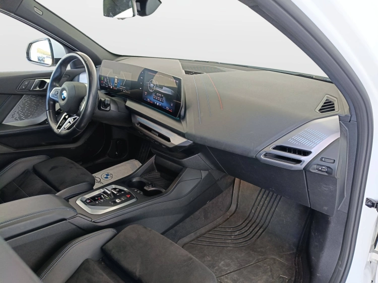 11 - BMW Serie 1 118d MSport auto