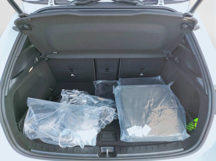 5 - Mercedes-Benz EQA 250+