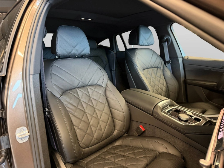 23 - BMW X6 BMW X6 xDrive30d M Sport