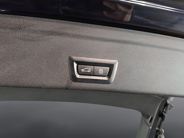 23 - BMW X6 X6 xdrive30d MSport Pro auto