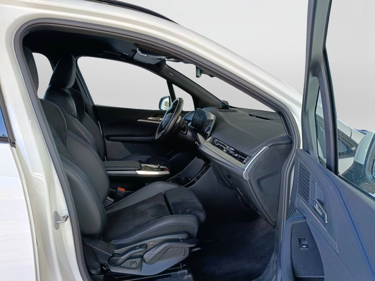 11 - BMW Serie 2 218d Active Tourer Msport auto