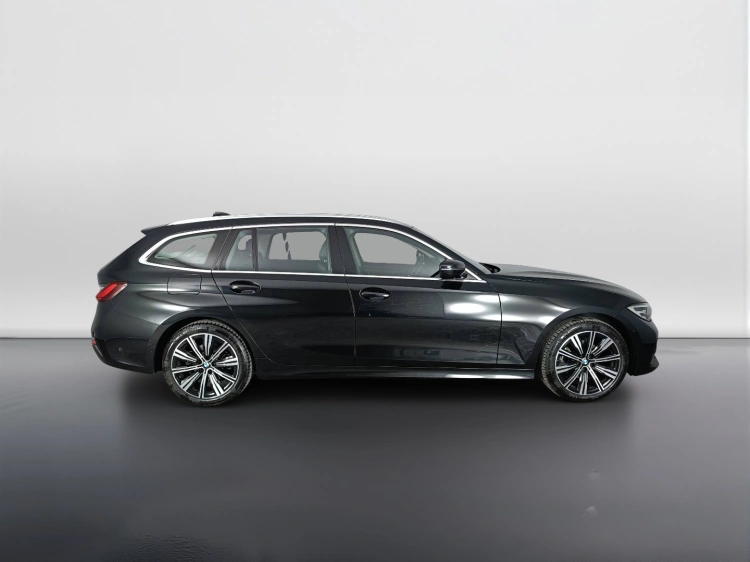 3 - BMW Serie 3 320d Touring mhev 48V xdrive Luxury auto