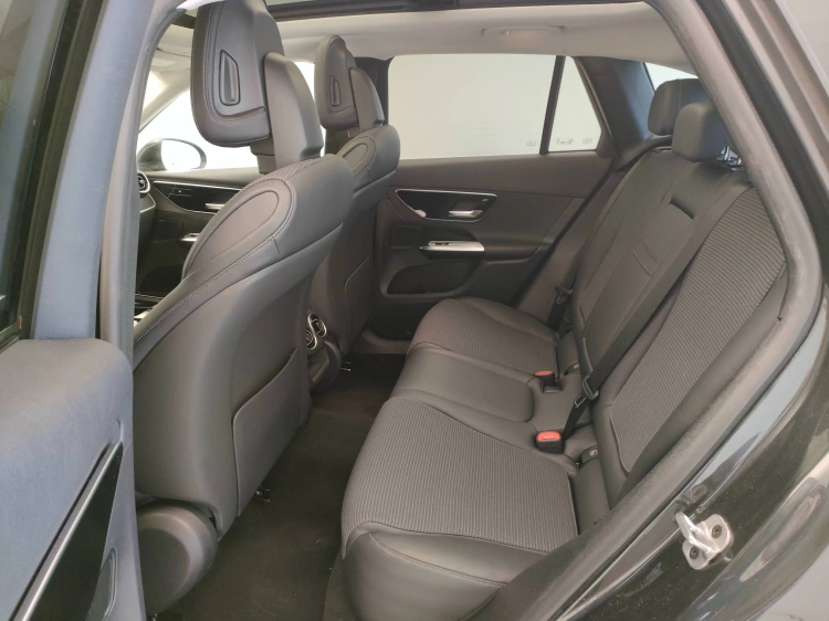 13 - Mercedes-Benz GLC 220 d mhev Advanced 4matic auto