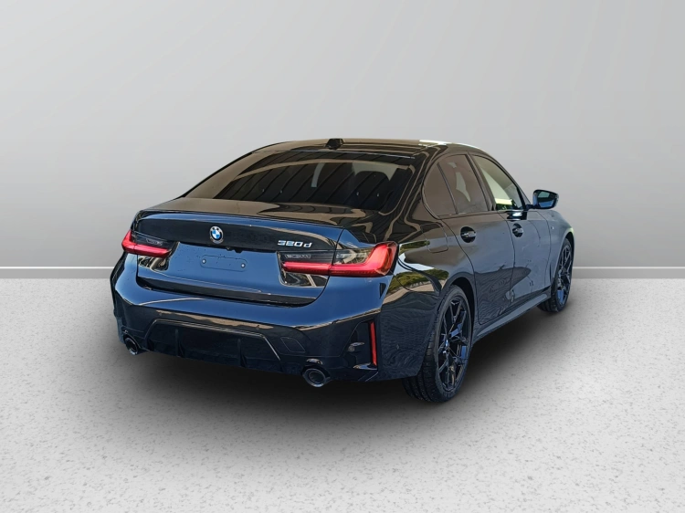 4 - BMW Serie 3 BMW 320d Berlina