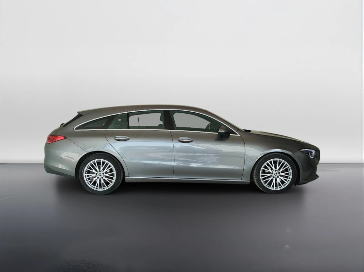 4 - Mercedes-Benz CLA Shooting Brake 200 d Sport auto