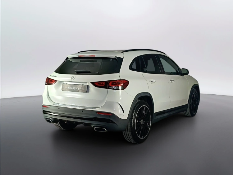 4 - Mercedes-Benz GLA GLA-H247 2020 - 180 d Premium auto