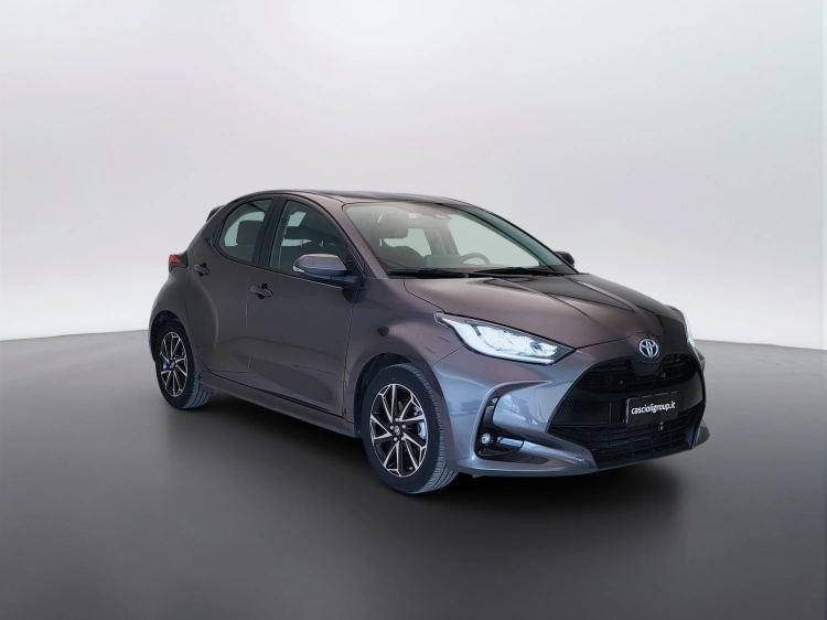 3 - Toyota Yaris Yaris 1.5h Trend