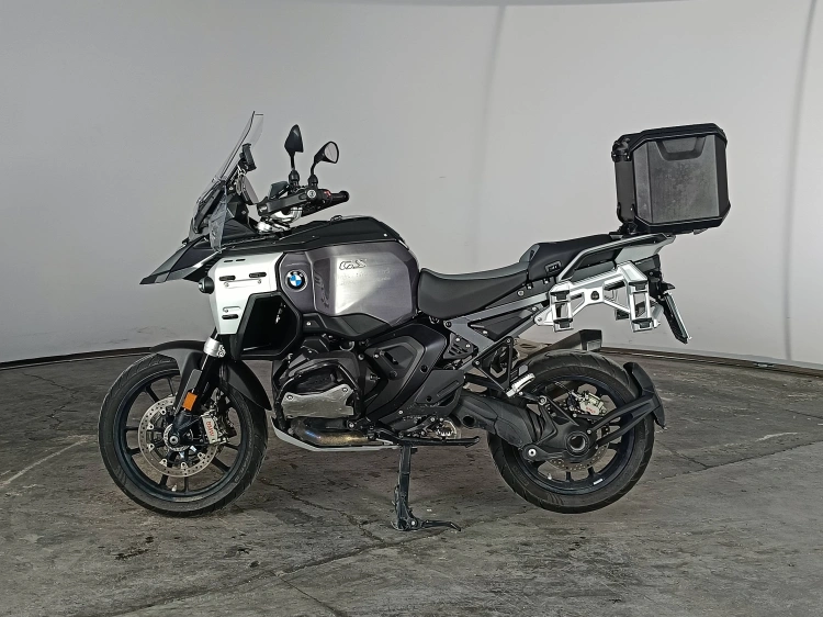 5 - BMW Motorrad GS R 1300 GS ADVENTURE