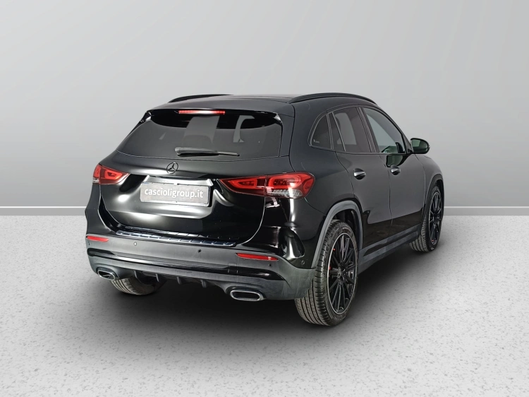 4 - Mercedes-Benz GLA GLA-H247 2020 - 180 d Premium auto