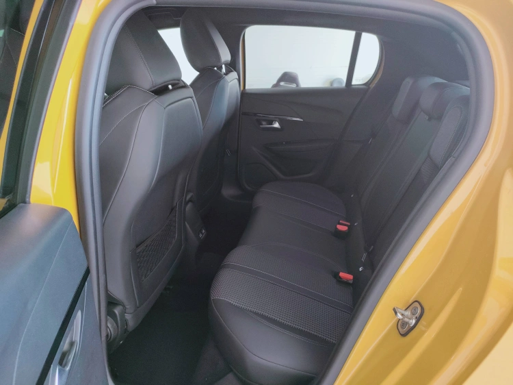 9 - Peugeot 208 208 1.2 puretech GT Line s&s 100cv