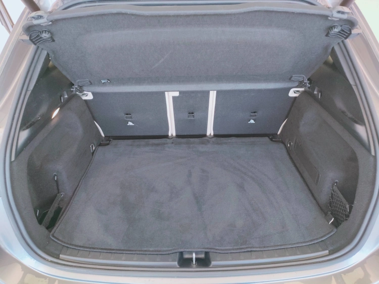 9 - Mercedes-Benz GLA 220 d Sport Plus 4matic auto