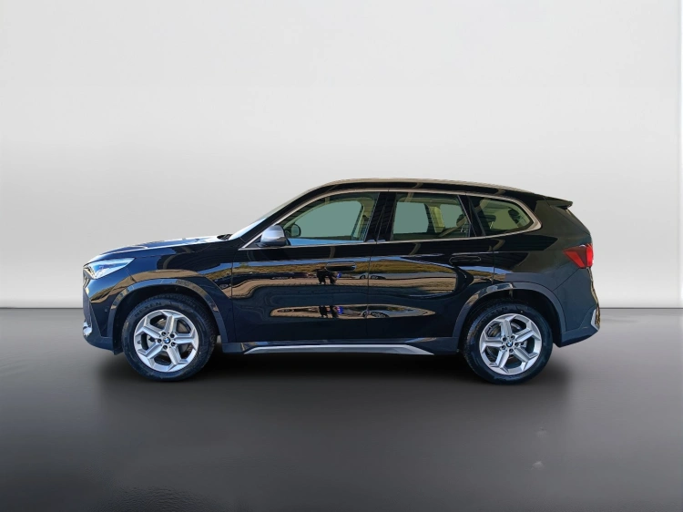 6 - BMW X1 X1 sdrive18i X-Line auto