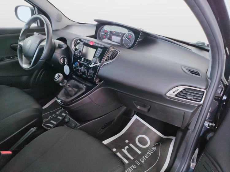 12 - Lancia Ypsilon Ypsilon 1.2 Gold s&s 69cv my19