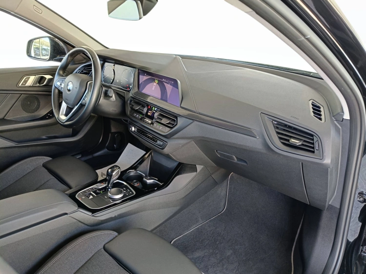 10 - BMW Serie 1 116I SPORT AUTOMATICA