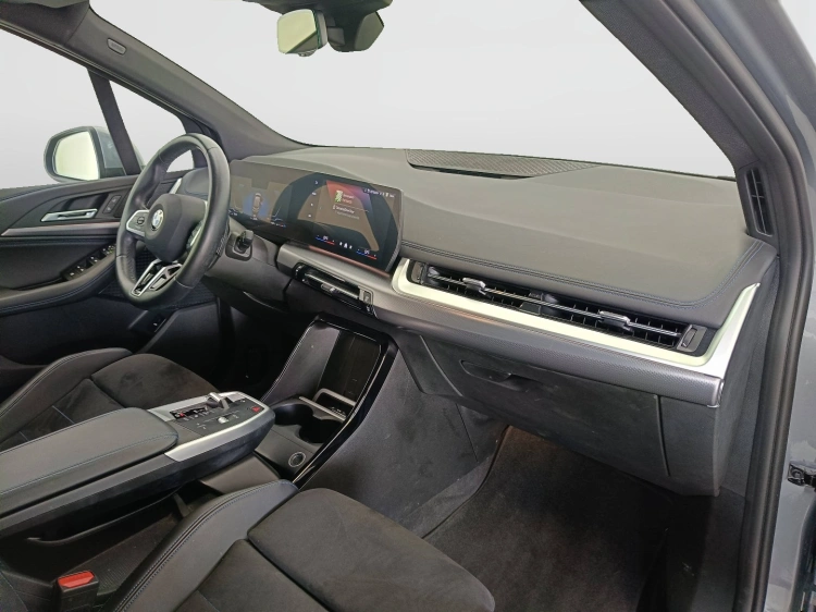 10 - BMW Serie 2 218d Active Tourer Msport auto