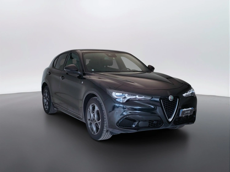 3 - Alfa romeo Stelvio Stelvio 2.2 t Ti rwd 160cv auto