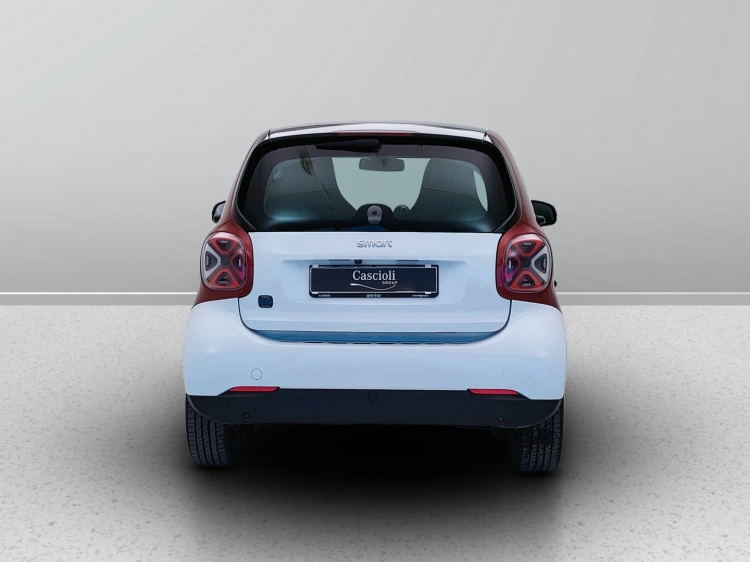 4 - smart fortwo Fortwo eq Passion 22kW