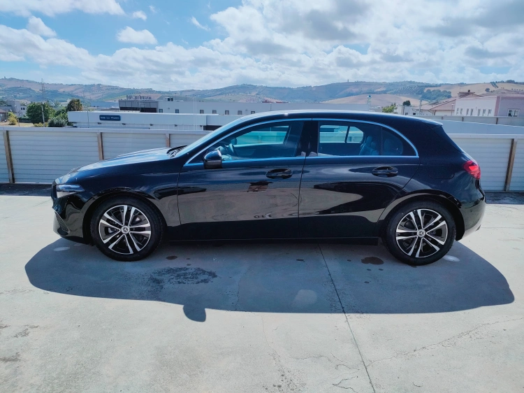 3 - Mercedes-Benz Classe A 180 d Automatic