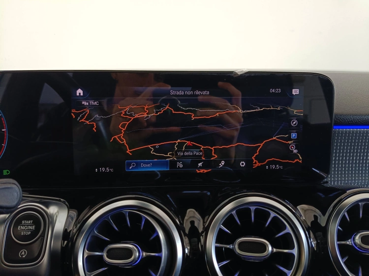 13 - Mercedes-Benz GLB 200 d Sport Plus 4matic auto