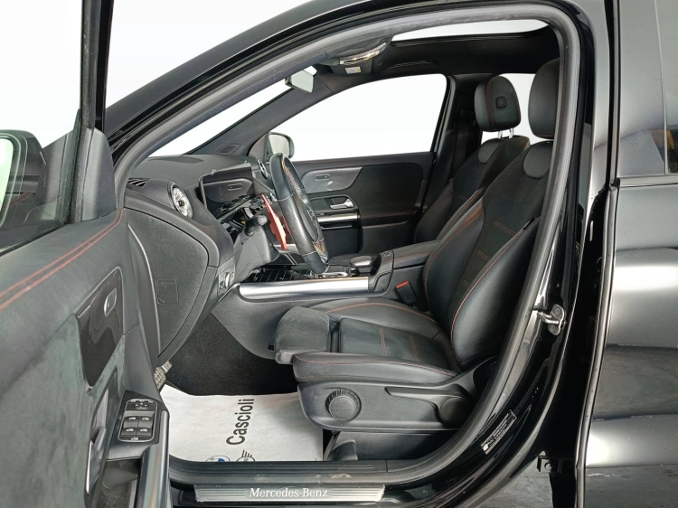 8 - Mercedes-Benz GLA GLA-H247 2020 - 180 d Premium auto