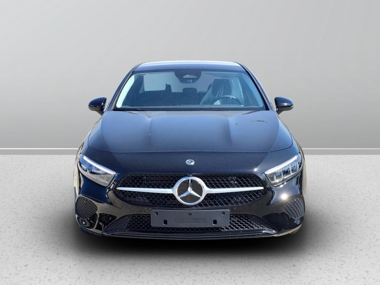 2 - Mercedes-Benz Classe A 180 d Automatic