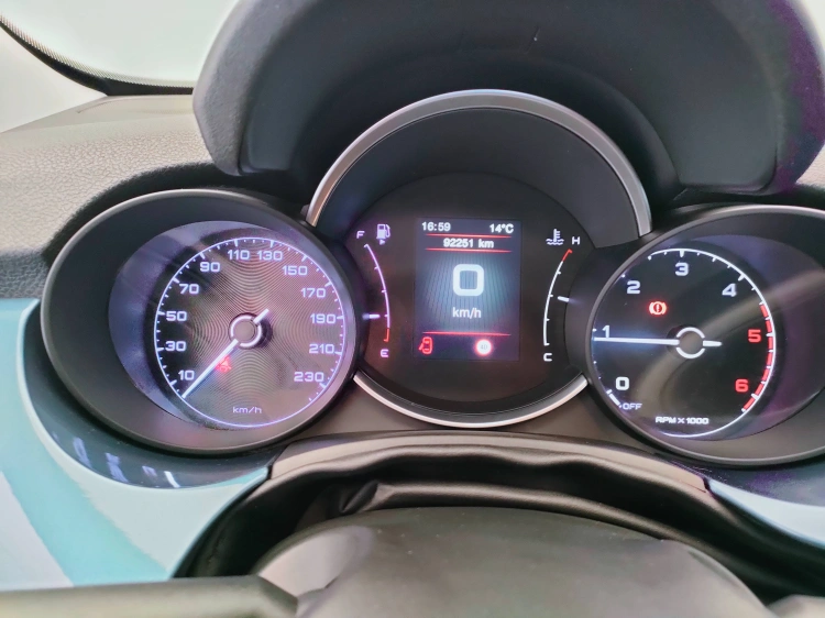 18 - Fiat 500 500X 1.3 mjt City Cross 4x2 95cv