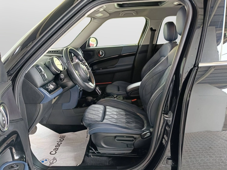 8 - MINI Countryman Mini Countryman 1.5 One D Northwood Edition auto