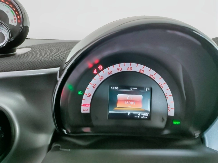 19 - smart fortwo Fortwo eq Pulse 22kW