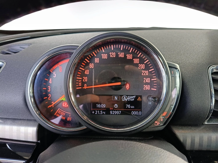 12 - MINI One Mini Clubman 1.5 One D