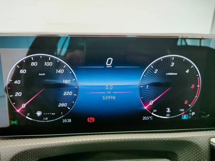 19 - Mercedes-Benz Classe A 180 d Progressive Advanced Plus auto