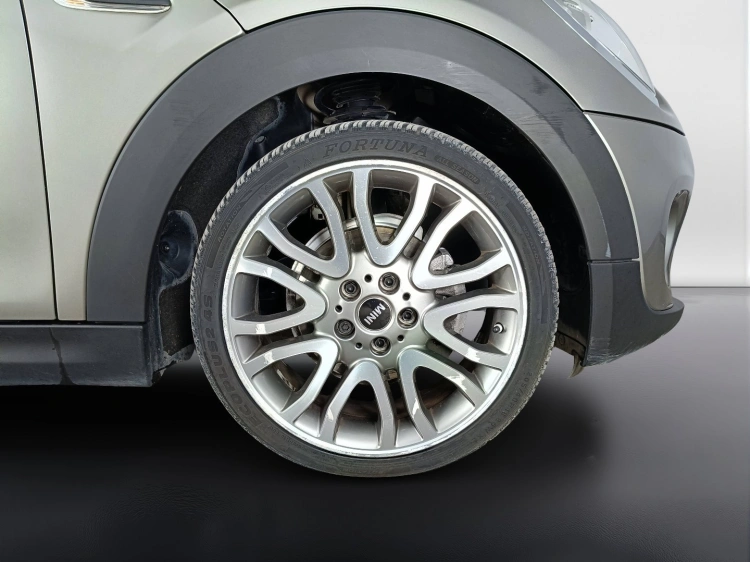 21 - MINI Cooper Mini Cabrio 1.5 Cooper D Hype auto