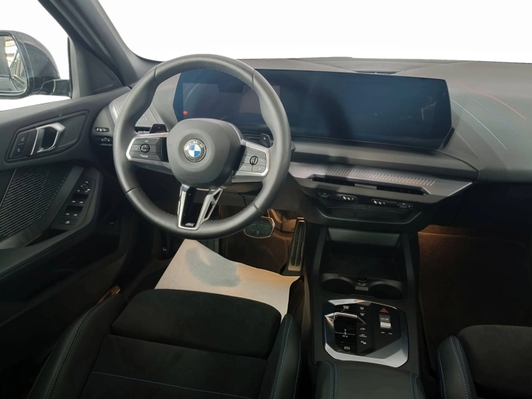 15 - BMW Serie 1 118d MSport Pro auto