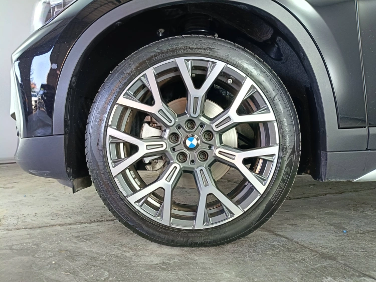 16 - BMW X1 x1 xline 18d