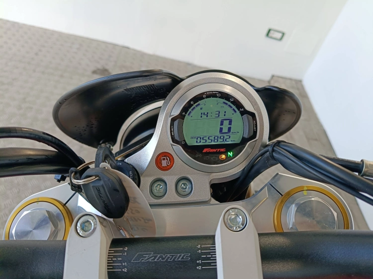 8 - Fantic E3261 CABALLERO 500 SCRAMBLER