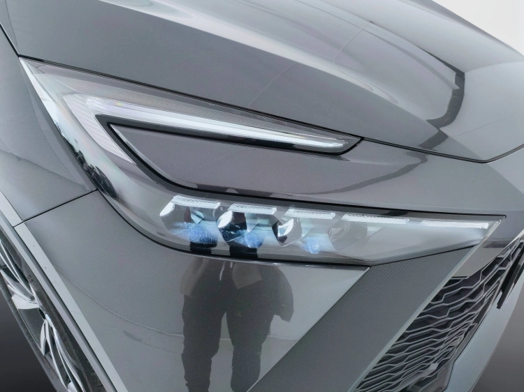 13 - Toyota C-HR C-HR 2.0 hv Trend fwd e-cvt