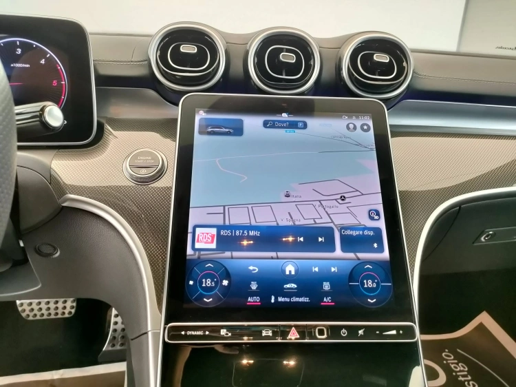 13 - Mercedes-Benz Classe C SW 220 d mhev AMG Line Advanced 197cv auto