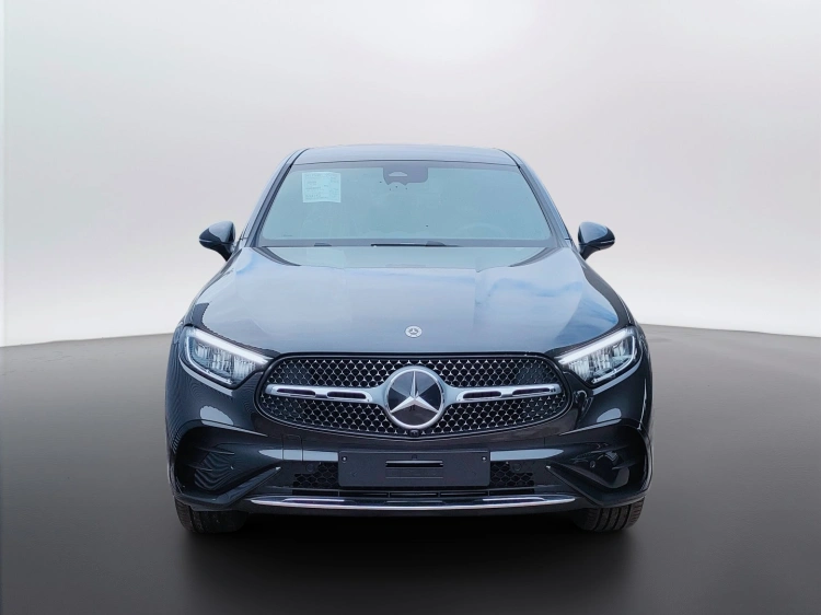 2 - Mercedes-Benz GLC 220 d 4MATIC Coupe