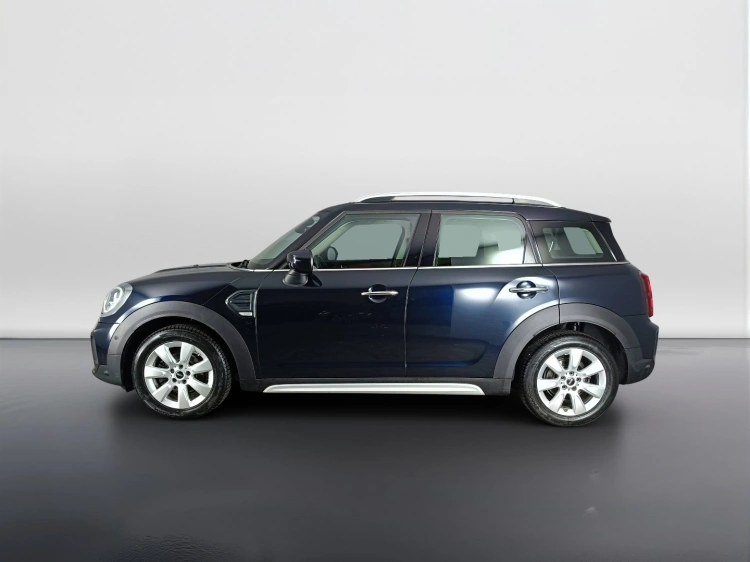 6 - MINI Countryman Mini Countryman 1.5 One D Essential auto