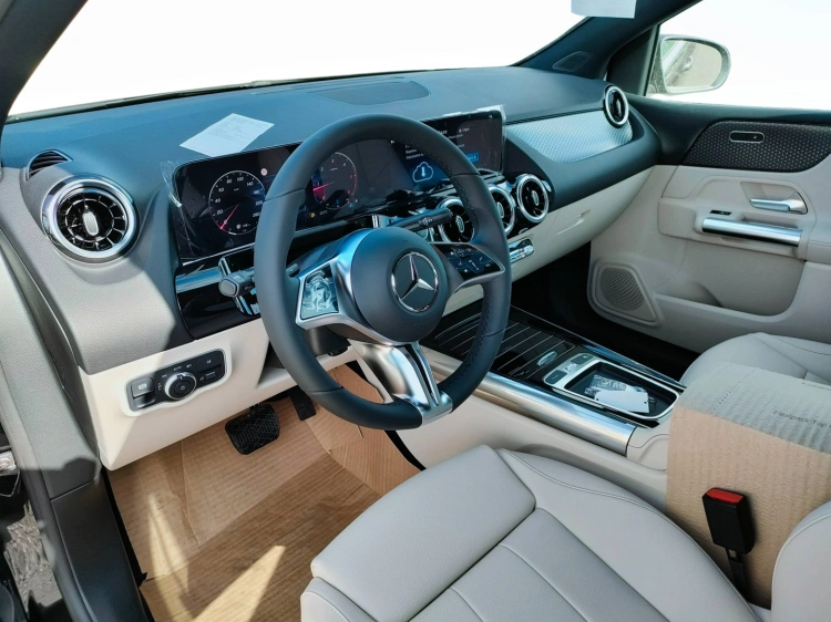 9 - Mercedes-Benz Classe B 180 d