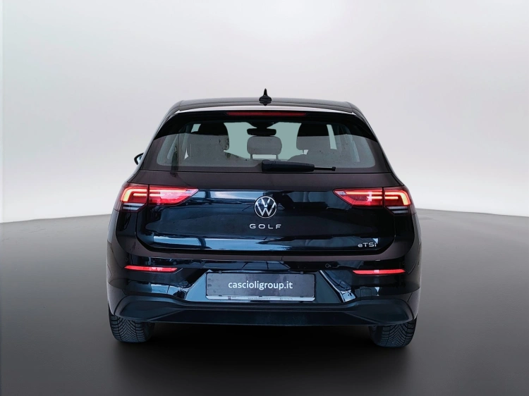 6 - Volkswagen Golf Golf 1.0 etsi evo Life 110cv dsg