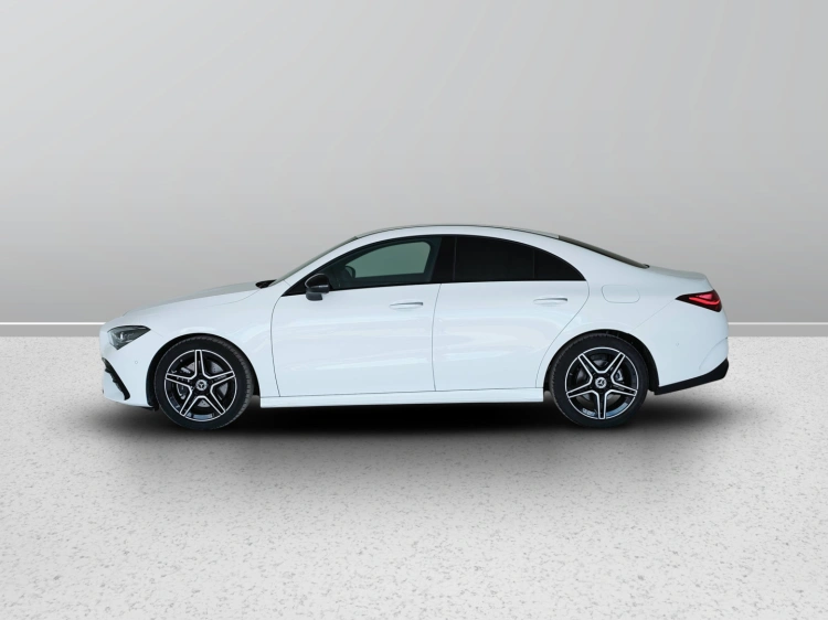 3 - Mercedes-Benz CLA 200 d Automatic Coupe'