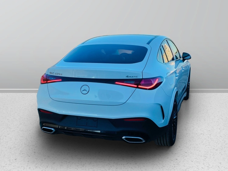 6 - Mercedes-Benz GLC 220 d 4MATIC Coupe