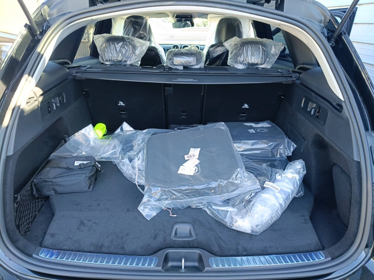 12 - Mercedes-Benz GLC 300 de 4MATIC