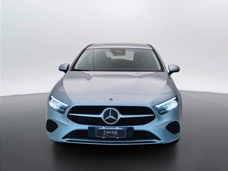 2 - Mercedes-Benz Classe A 180 d Advanced auto