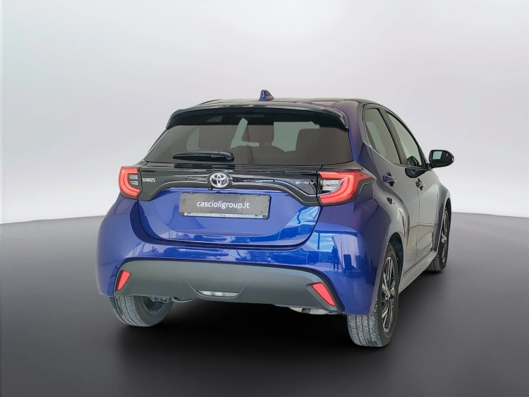 5 - Toyota Yaris Yaris 1.5h Trend