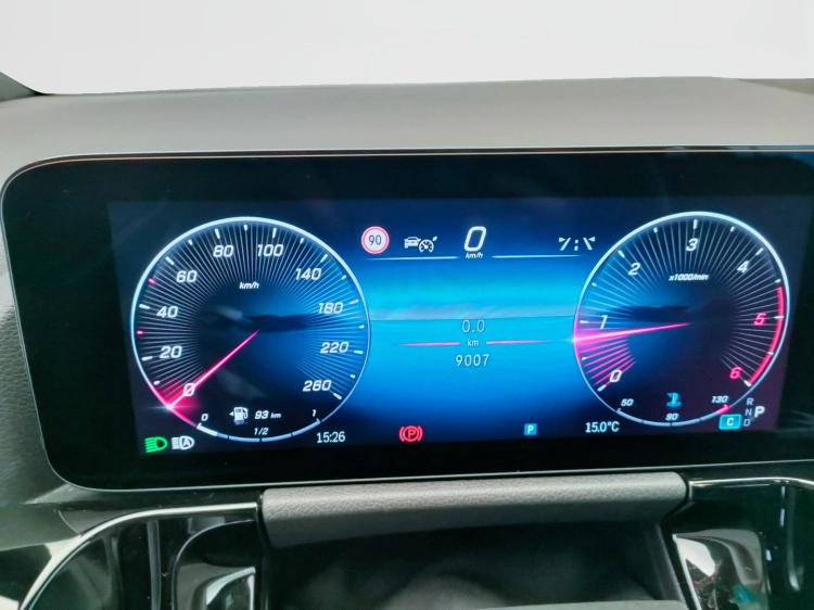 16 - Mercedes-Benz Classe B 180 d AMG Line Advanced Plus auto