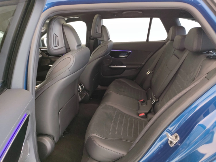11 - Mercedes-Benz Classe C SW 300 de phev AMG Line Advanced auto