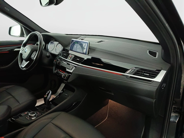 10 - BMW X1 X1 sdrive18d xLine Plus auto