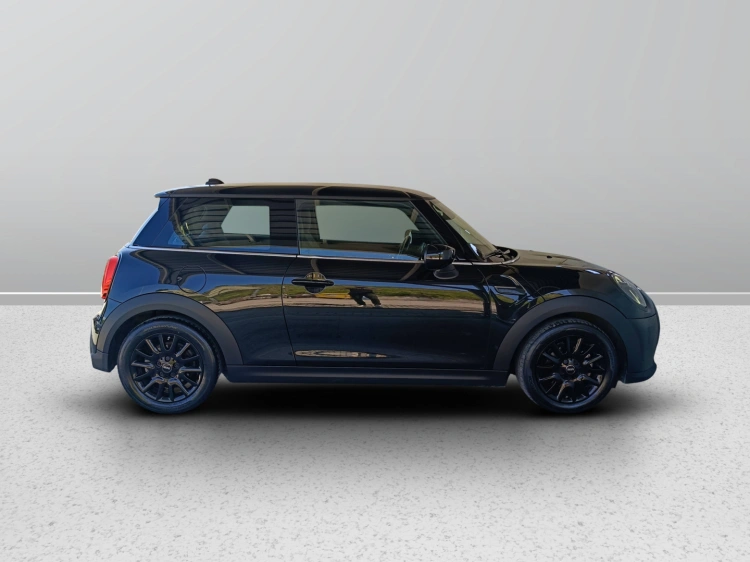 3 - MINI Cooper Mini 3p 1.5 Cooper Classic auto